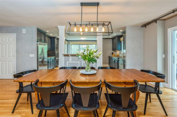 Dining room, Interior, Kitchen, Pendant Lights, Recessed Lighting, Stainless Steel Appliances, Wood Texture Flooring