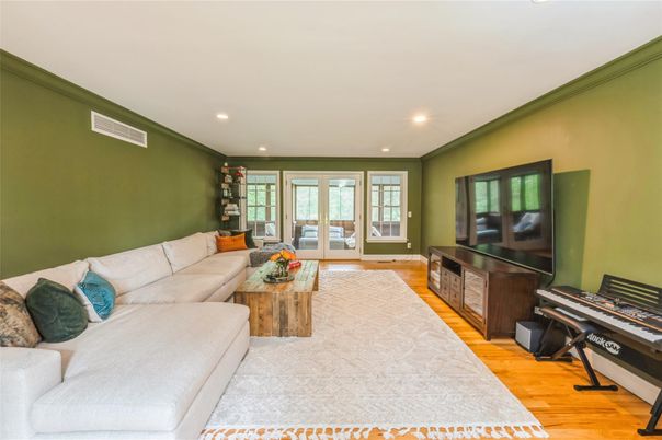 Interior, Living room, Recessed Lighting, Wood Texture Flooring