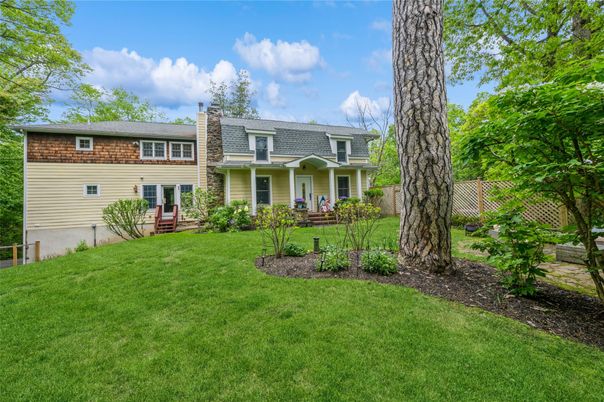 Backyard, Exterior, Facade, Cape Cod