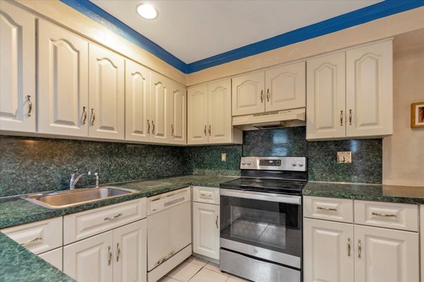 Interior, Kitchen, Recessed Lighting