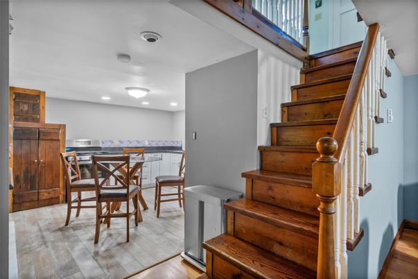 Dining room, Interior, Kitchen, Recessed Lighting, Wood Texture Flooring