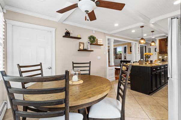 Dining room, Interior, Kitchen, Pendant Lights, Recessed Lighting