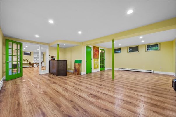 Empty room, Interior, Recessed Lighting, Wood Texture Flooring