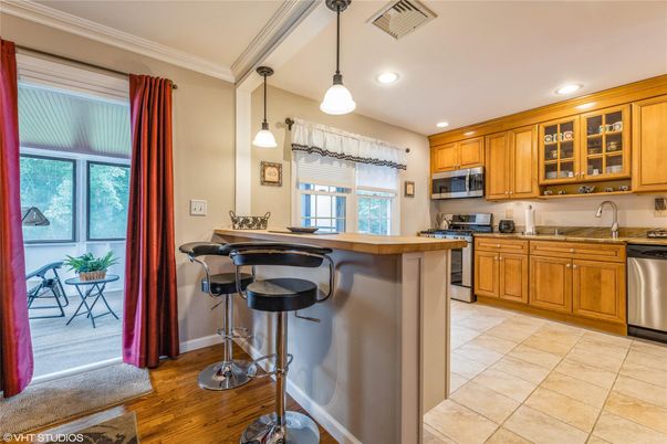 Interior, Kitchen, Pendant Lights, Recessed Lighting, Stainless Steel Appliances