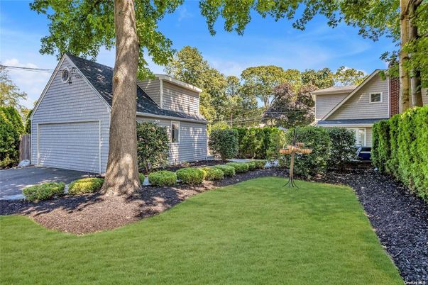 Backyard, Detached Garage, Exterior