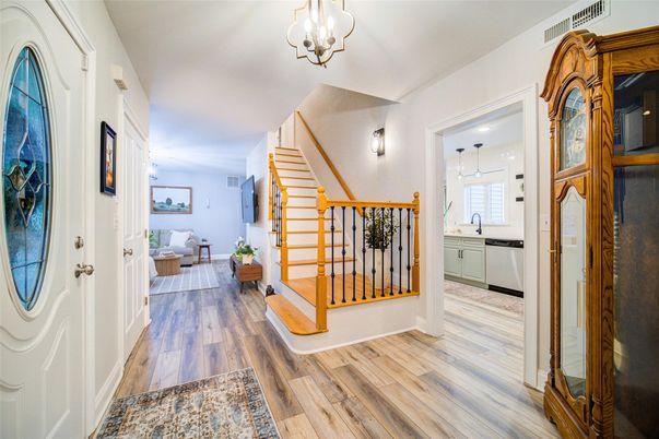Interior, Kitchen, Living room, Pendant Lights, Recessed Lighting, Wood Texture Flooring