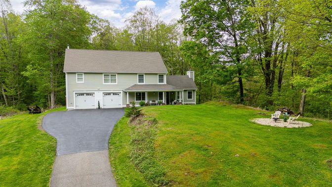 Attached, Backyard, Exterior, Facade, Georgian