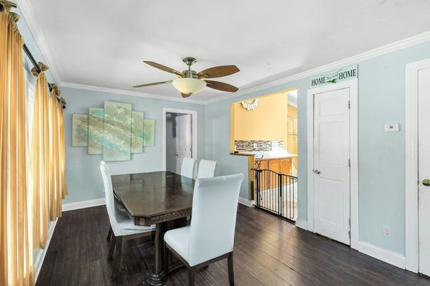 Dining room, Interior, Wood Texture Flooring