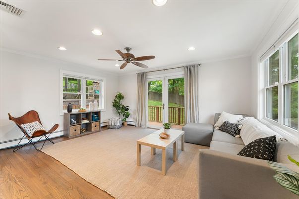 Interior, Living room, Recessed Lighting, Wood Texture Flooring