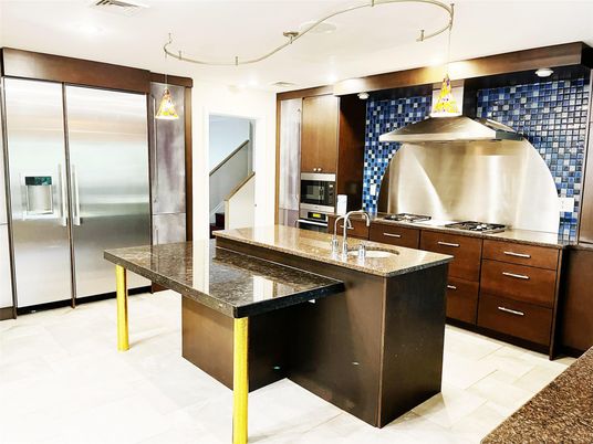 Interior, Kitchen, Pendant Lights, Stainless Steel Appliances