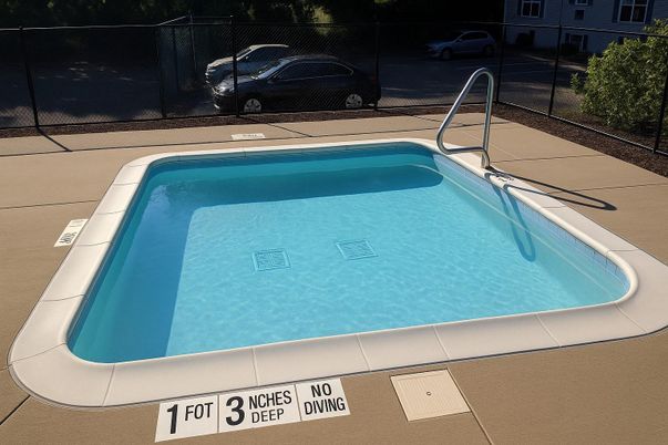 Exterior, Pool