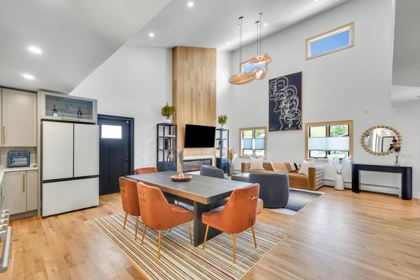 Dining room, Interior, Living room, Pendant Lights, Recessed Lighting, Wood Texture Flooring