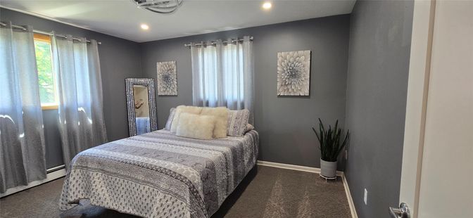 Bedroom, Interior, Recessed Lighting