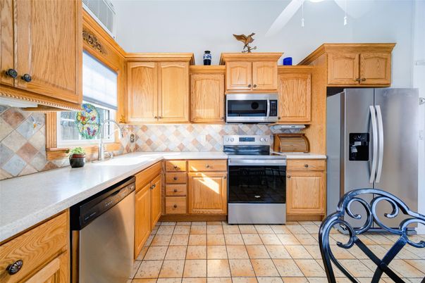 Interior, Kitchen, Stainless Steel Appliances