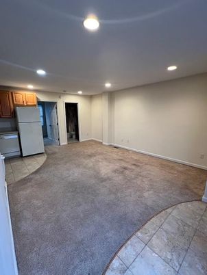 Empty room, Interior, Kitchen, Recessed Lighting