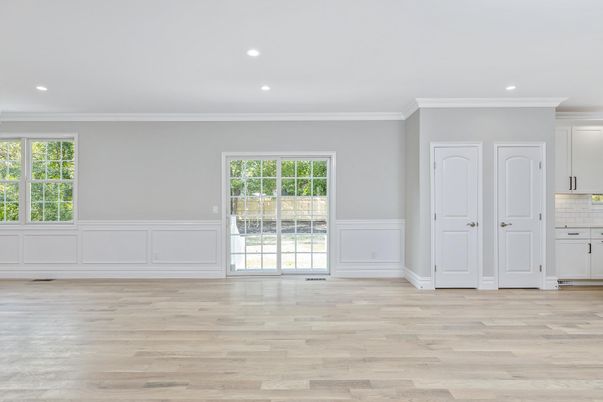 Empty room, Interior, Recessed Lighting, Wood Texture Flooring