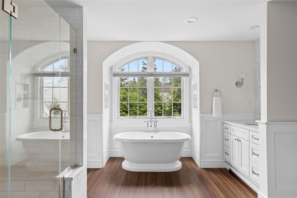Bathroom, Free Standing Baths, Glass Shower, Interior, Recessed Lighting, Wood Texture Flooring