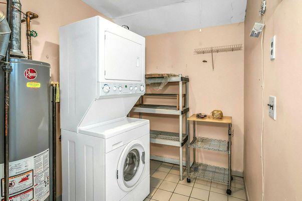 Interior, Utility Closets, Washer