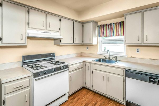 Interior, Kitchen, Wood Texture Flooring