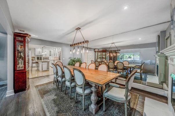 Dining room, Interior, Kitchen, Pendant Lights, Recessed Lighting, Wood Texture Flooring