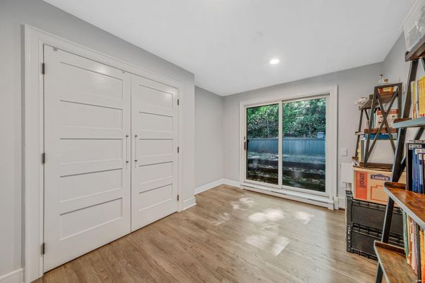 Interior, Recessed Lighting, Wood Texture Flooring