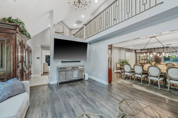 Chandelier, Dining room, Interior, Pendant Lights, Recessed Lighting, Wood Texture Flooring