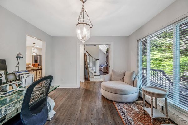 Interior, Pendant Lights, Wood Texture Flooring