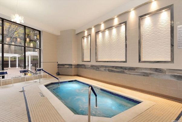 Interior, Pendant Lights, Pool