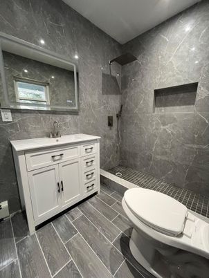 Bathroom, Interior, Marble Walls, Recessed Lighting