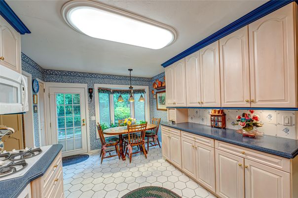 Dining room, Interior, Kitchen, Pendant Lights