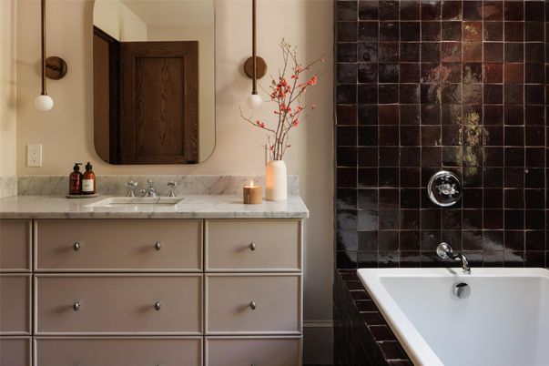 Bathroom, Dual Sink Vanities, Interior, Pendant Lights