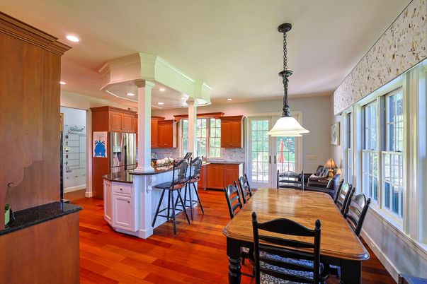 Dining room, Interior, Kitchen, Pendant Lights, Recessed Lighting, Wood Texture Flooring