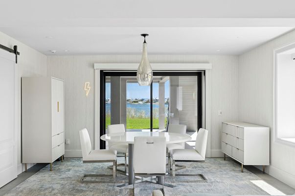 Dining room, Interior, Pendant Lights, Recessed Lighting, Water