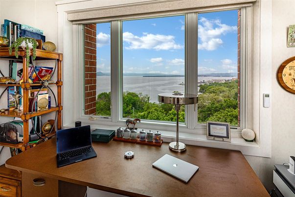 Home Office, Interior, Water