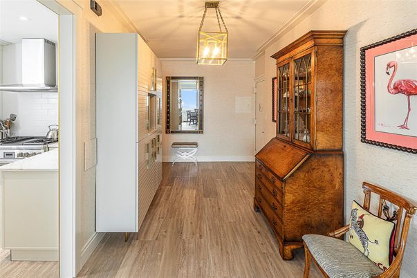 Interior, Kitchen, Pendant Lights, Wood Texture Flooring
