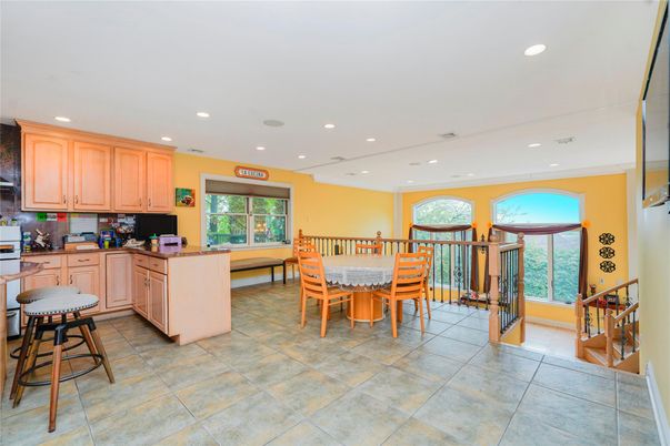 Dining room, Interior, Kitchen, Recessed Lighting