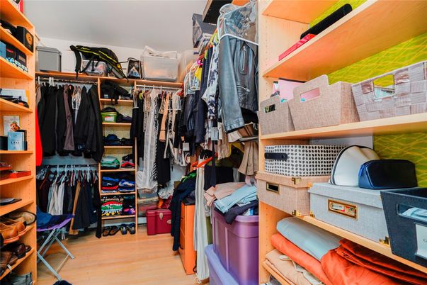 Interior, Walk-in Closets, Wood Texture Flooring