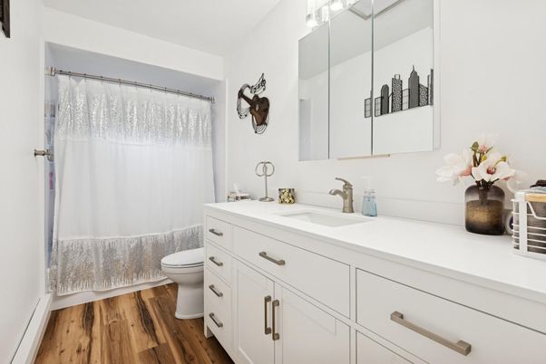 Bathroom, Interior, Wood Texture Flooring