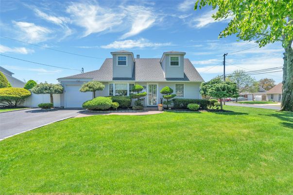 Attached, Backyard, Exterior, Facade, Cape Cod