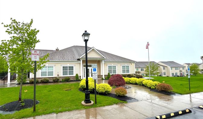 Exterior, Facade, Cape Cod