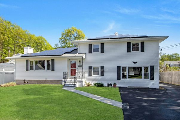 Backyard, Exterior, Facade, Solar Panels, Split Level