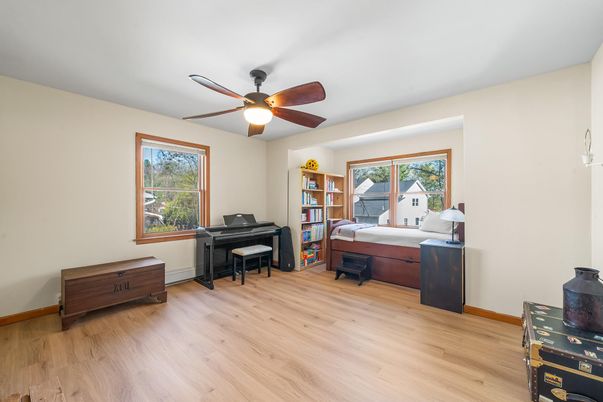 Bedroom, Interior, Piano, Wood Texture Flooring
