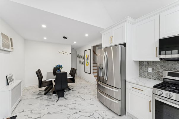 Dining room, Interior, Kitchen, Marble, Pendant Lights, Recessed Lighting, Stainless Steel Appliances