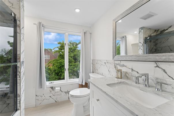 Bathroom, Interior, Marble Walls, Recessed Lighting, Wood Texture Flooring