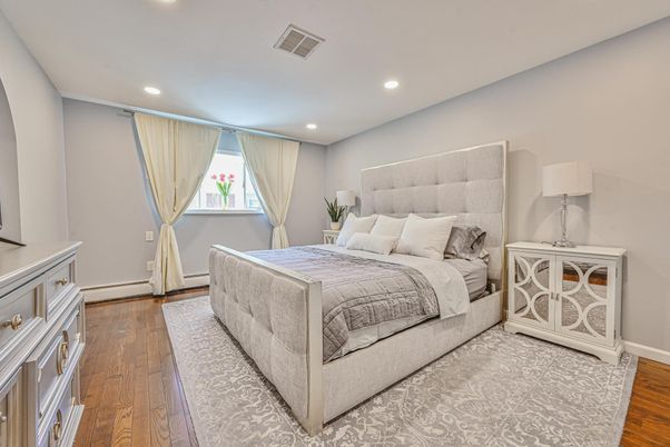 Bedroom, Interior, Recessed Lighting, Wood Texture Flooring