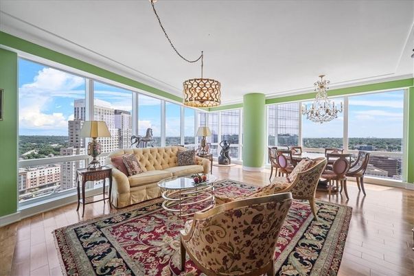 Chandelier, Dining room, Interior, Living room, Pendant Lights, Wood Texture Flooring