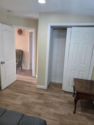 Interior, Recessed Lighting, Wood Texture Flooring