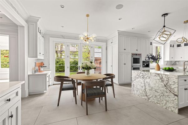 Dining room, Interior, Kitchen, Pendant Lights, Recessed Lighting, Stainless Steel Appliances