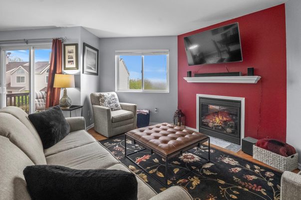 Fireplace, Interior, Living room