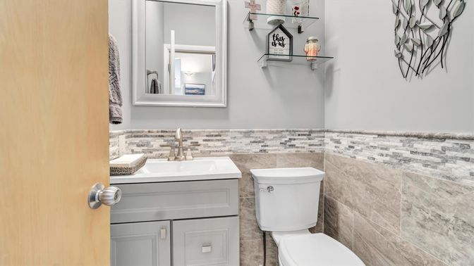 Bathroom, Interior